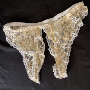White & Gold Lace Crotchless Panty Undercover Wear Lingerie O/S NWT